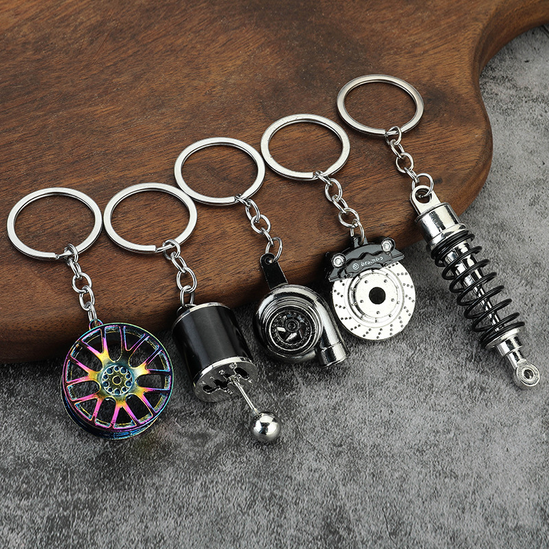 Men'S Fashion Hub - Porte-clés en métal de pièces automobiles
