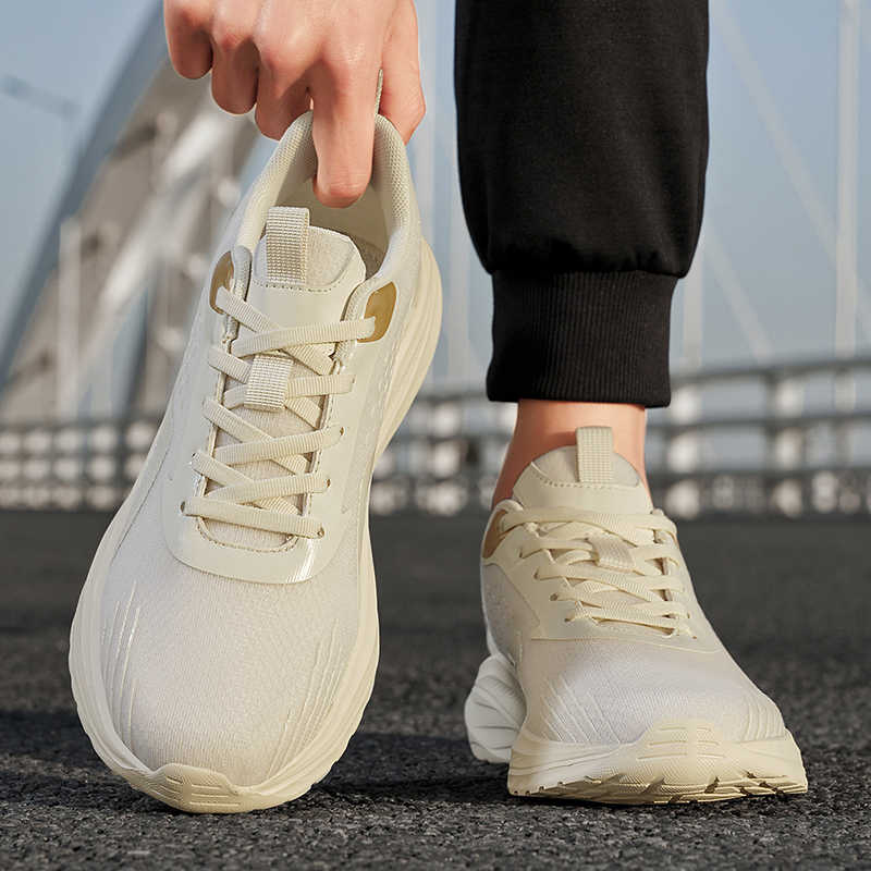 Chaussures pour hommes antidér - Mens Fashion Trainers avis et prix